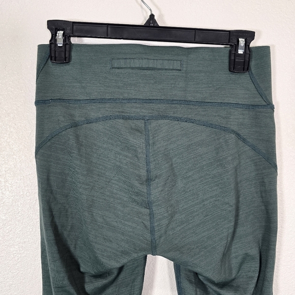 Outdoor Voices M Womens Warmup Legging 3/4 Length Hunter Green‎ - Picture 6 of 7